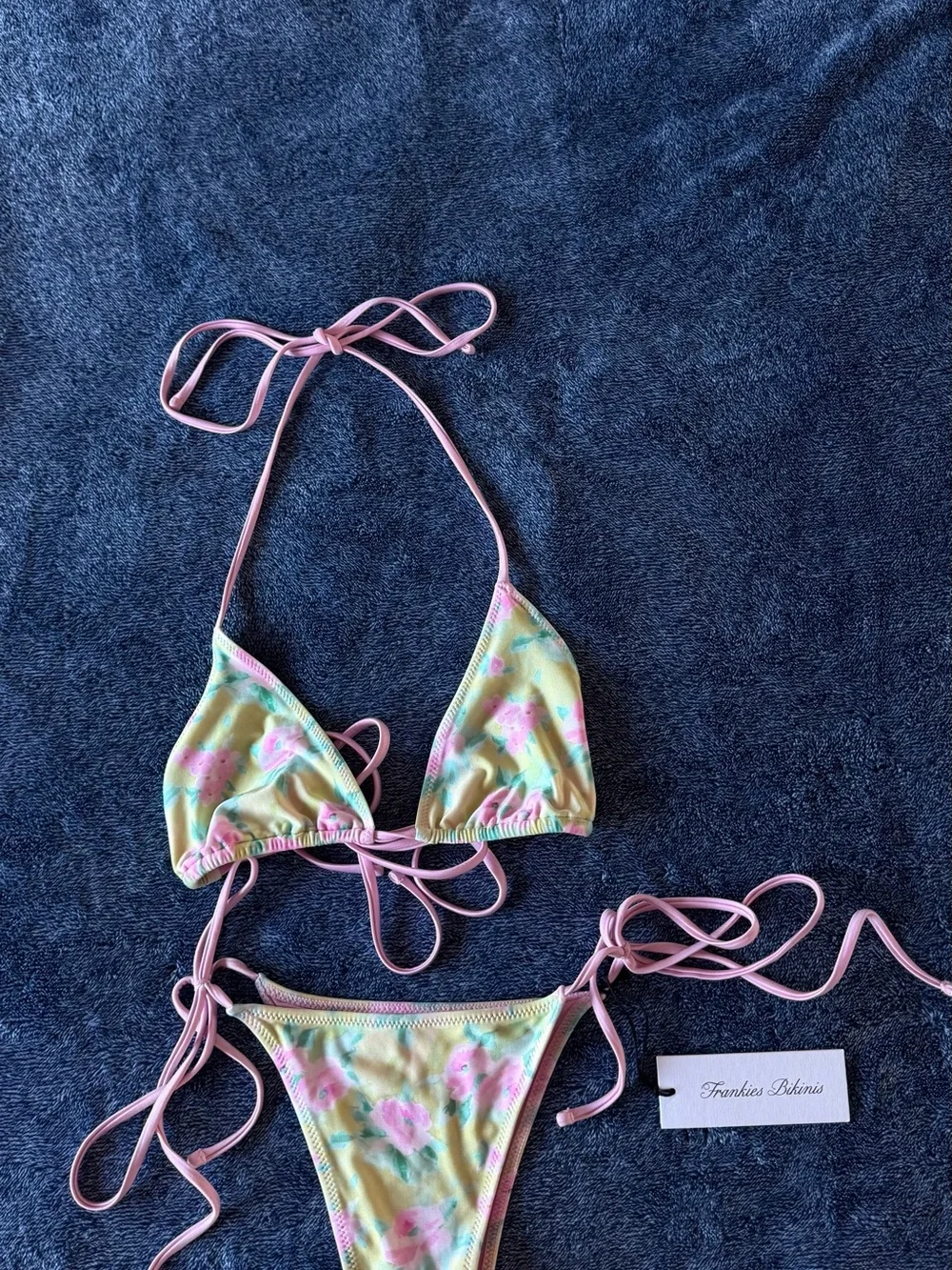 NWT Frankies Bikinis Pink Floral Tie-Side  Bikini Set in Nymphaea👙🩷💚🌸